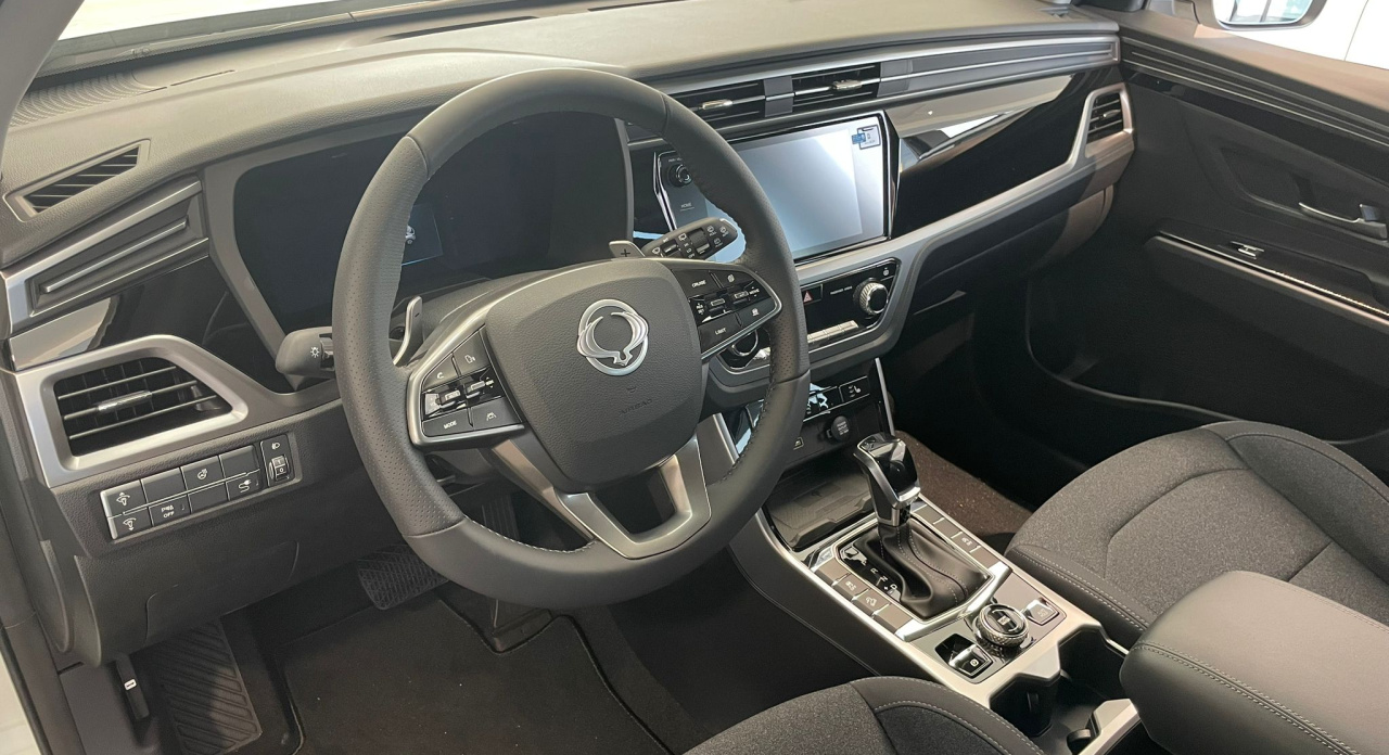 KGM Korando Style+ AT / FWD / LAK