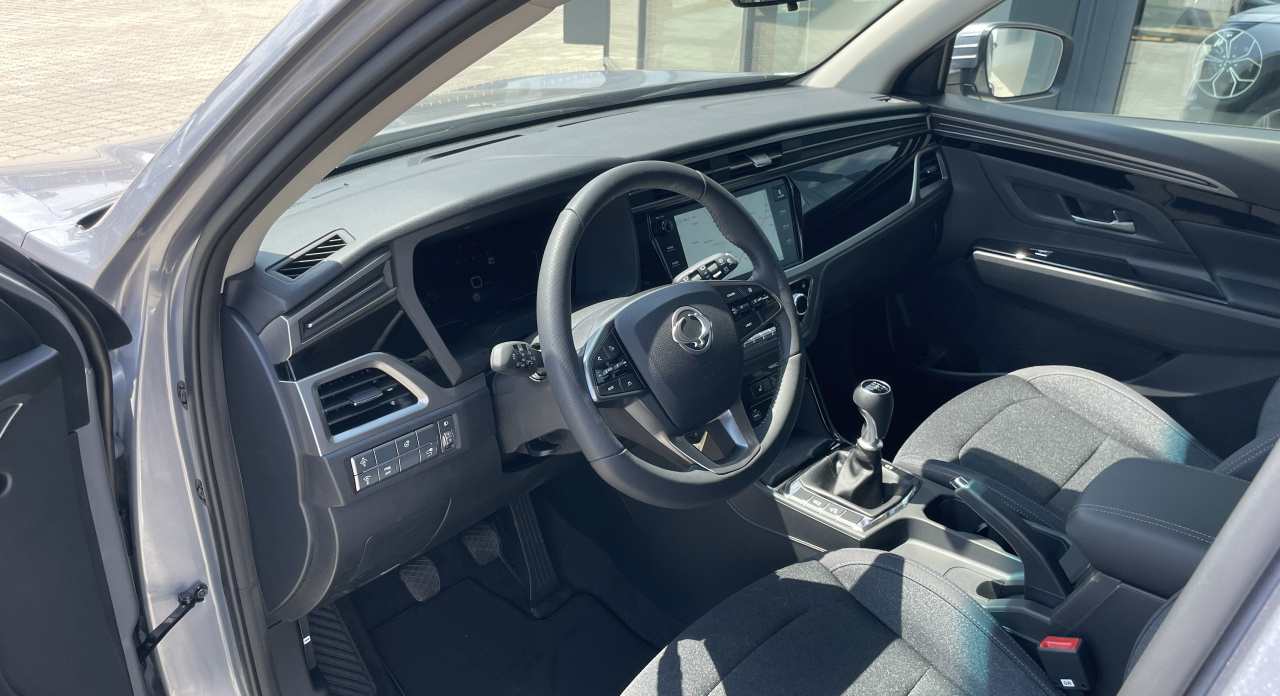 Ssang Yong Korando Style+ MT / FWD / ADE