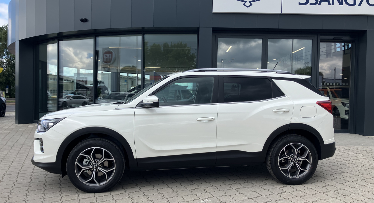 KGM Korando Style+ MT / FWD / WAA