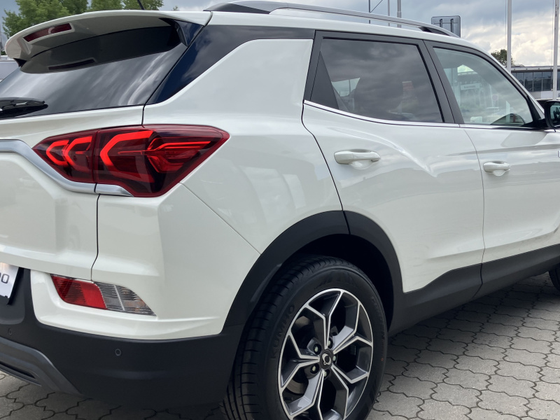 KGM Korando Style+ MT / FWD / WAA