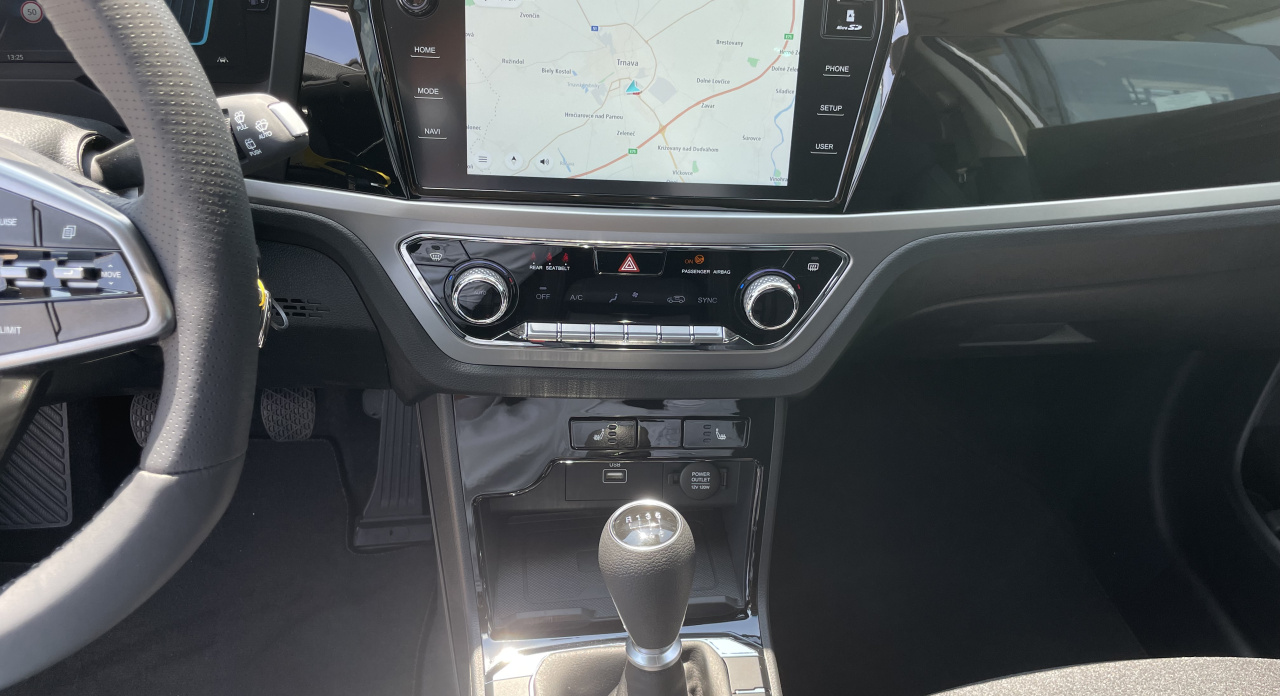 KGM Korando Style+ MT / FWD / WAA