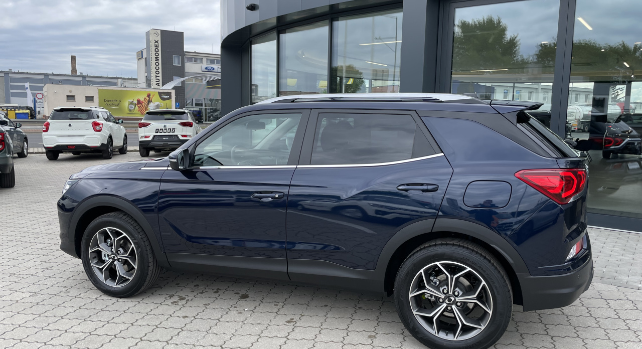 Sssang Yong Korando Style+ MT / FWD / BAS