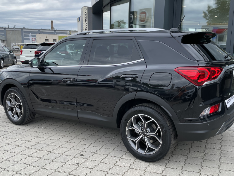 KGM Korando Style+ MT / FWD / LAK