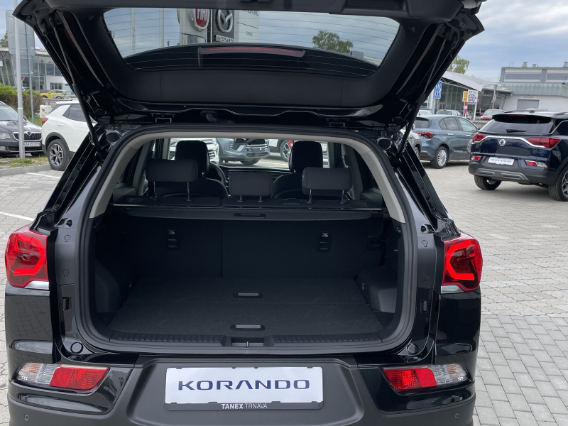 KGM Korando Style+ MT / FWD / LAK