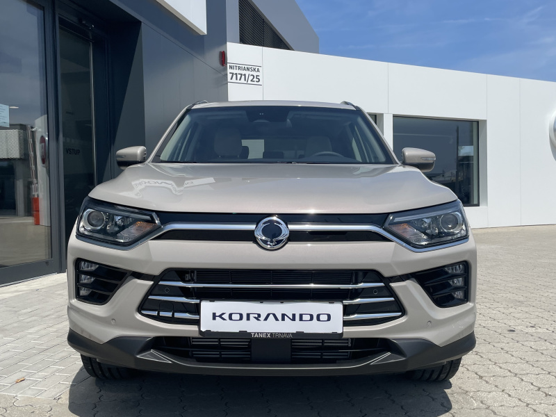 KGM Korando Style+ MT / FWD / EBL