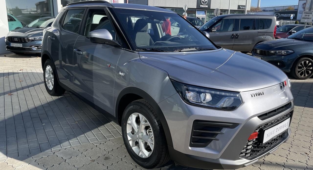 KGM Tivoli Style MT / FWD / ADE