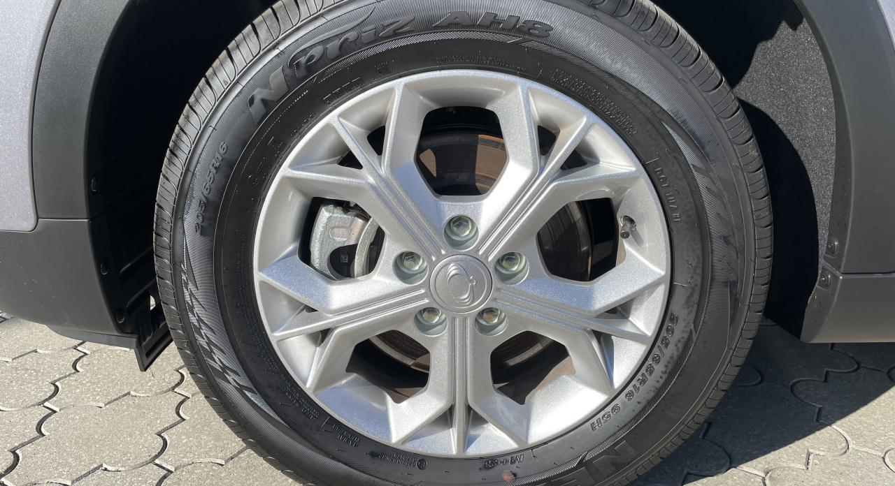 KGM Tivoli Style MT / FWD / ADE