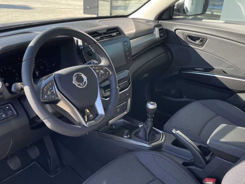 KGM Tivoli Style MT / FWD / ADE