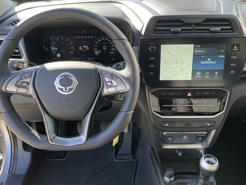 KGM Tivoli Style MT / FWD / ADE