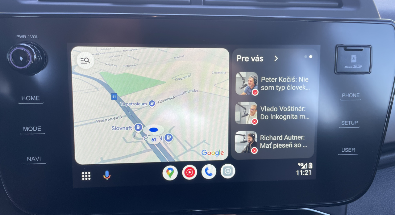 KGM Tivoli Style MT / FWD / EBL