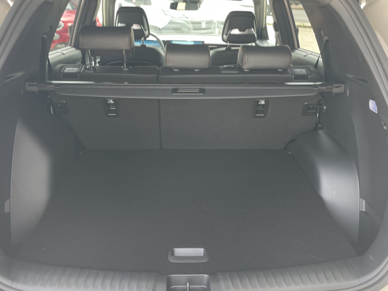 KGM Torres EVX Premium AT / FWD / EBL