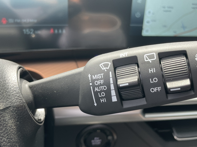 KGM Torres EVX Premium AT / FWD / EBL