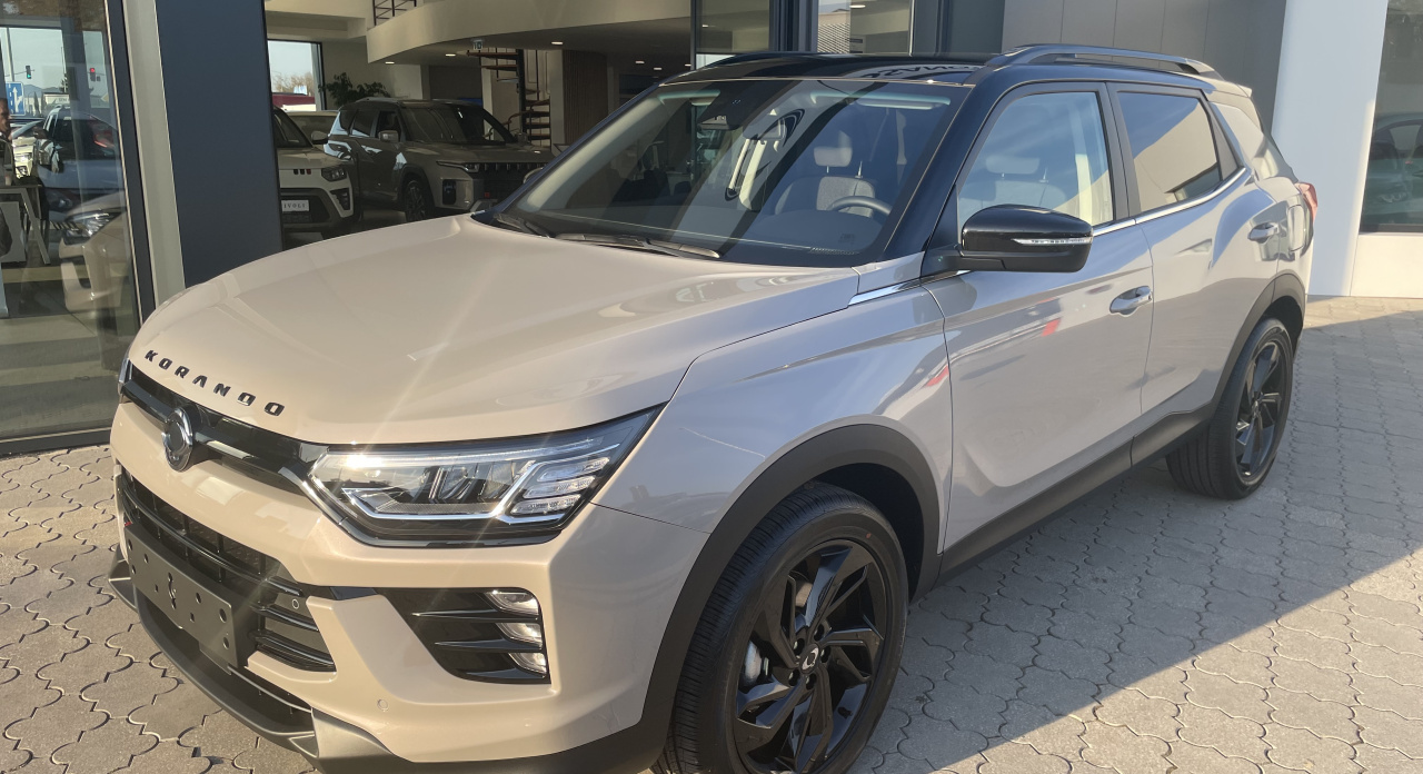 KGM Korando Style+ AT / FWD / AT / BLACK / TECH