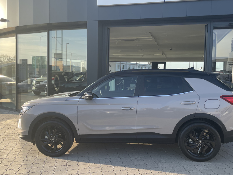 KGM Korando Style+ AT / FWD / AT / BLACK / TECH