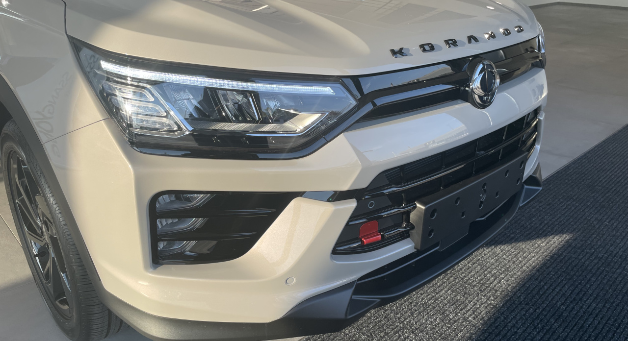 KGM Korando Style+ AT / FWD / AT / BLACK / TECH