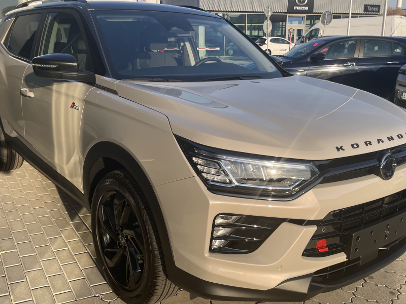 KGM Korando Style+ AT / FWD / AT / BLACK / TECH