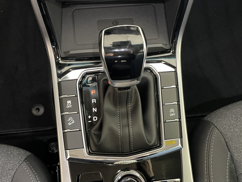 KGM Korando Style+ AT / FWD / AT / BLACK / TECH