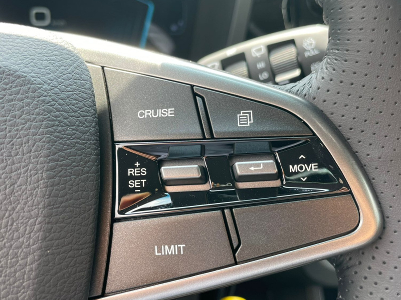 KGM Korando Style+ MT / FWD / EBL