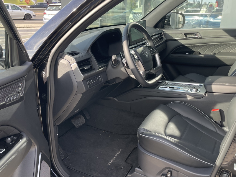 KGM Rexton Premium+ AT / AWD / LAK / BLACK