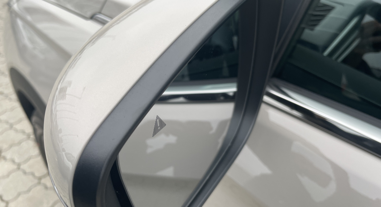 KGM Korando Premium AT / FWD / EBL / BLACK