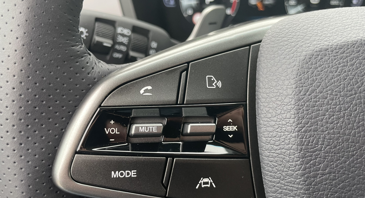 KGM Korando Premium AT / FWD / EBL / BLACK