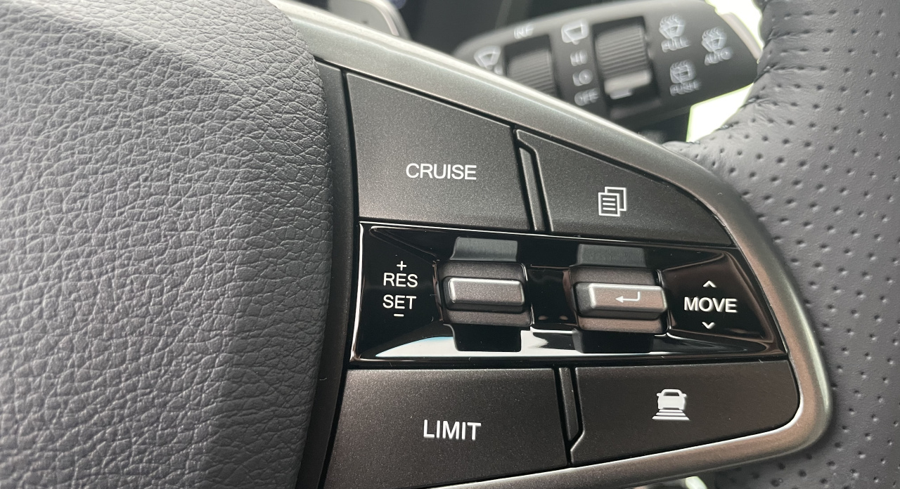 KGM Korando Premium AT / FWD / EBL / BLACK