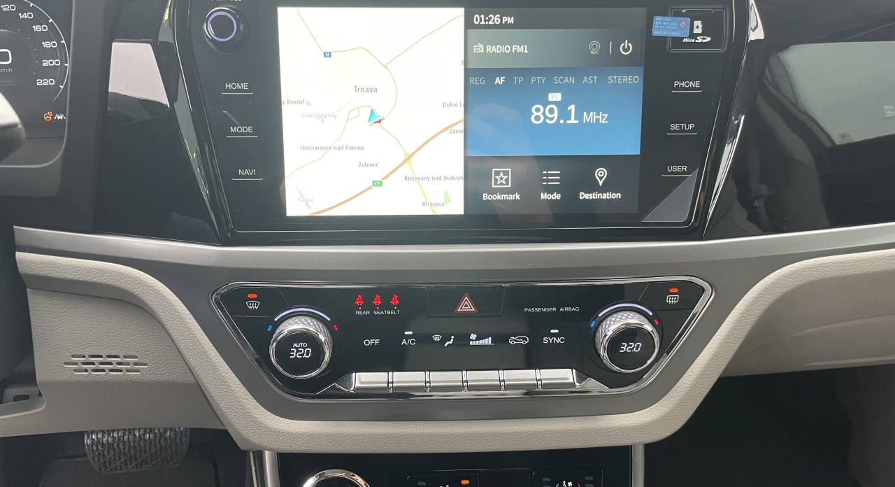 KGM Korando Premium AT / FWD / EBL / BLACK