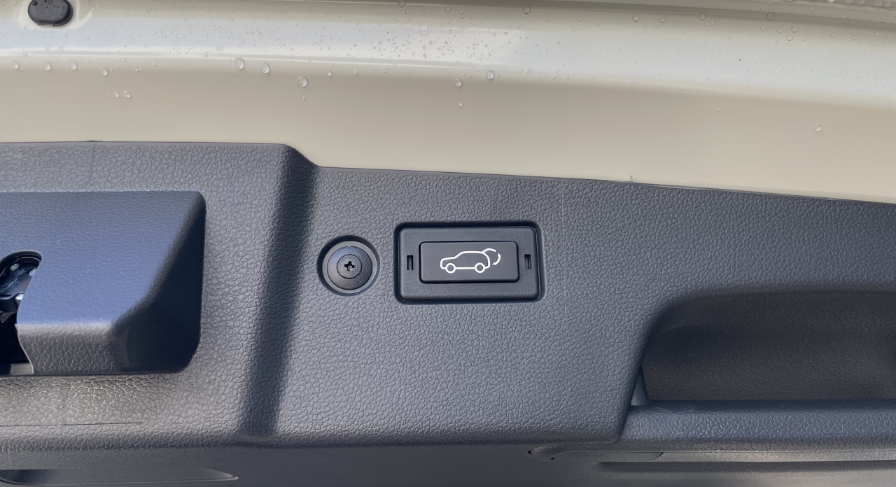 KGM Torres Style AT / FWD / 2WA / E16 / SCU