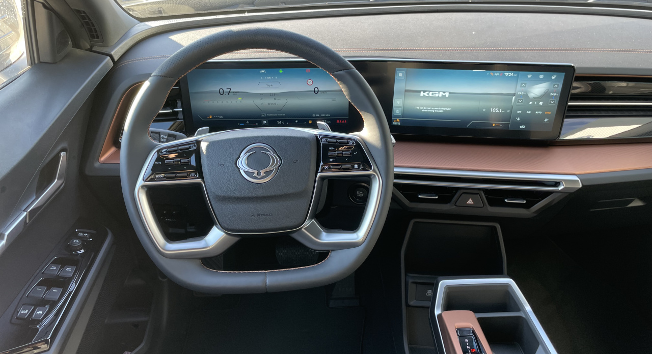 KGM Torres Style AT / FWD / 2WA / E16 / SCU