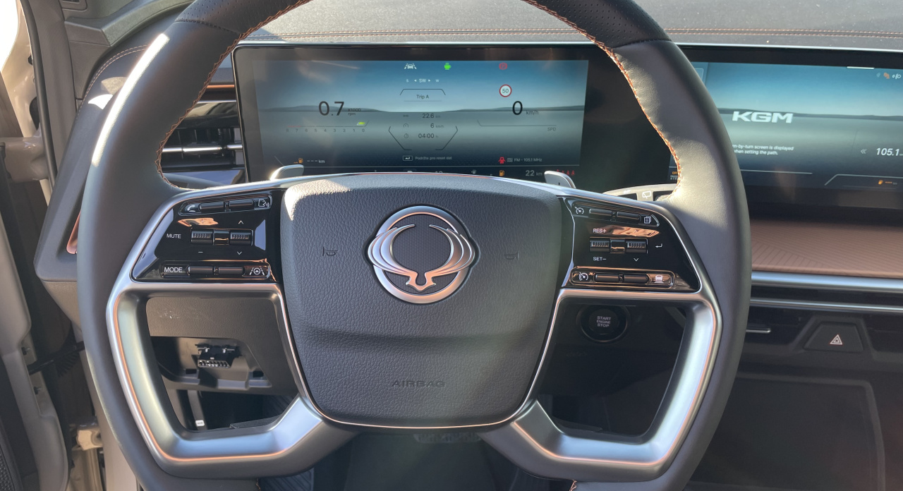 KGM Torres Style AT / FWD / 2WA / E16 / SCU