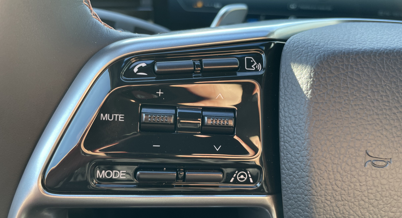 KGM Torres Style AT / FWD / 2WA / E16 / SCU