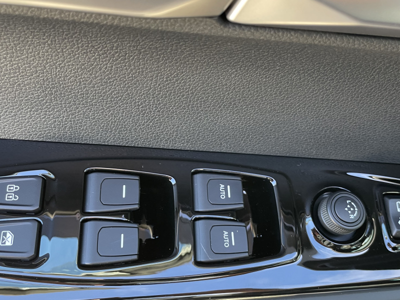 KGM Torres Style AT / FWD / 2WA / E16 / SCU