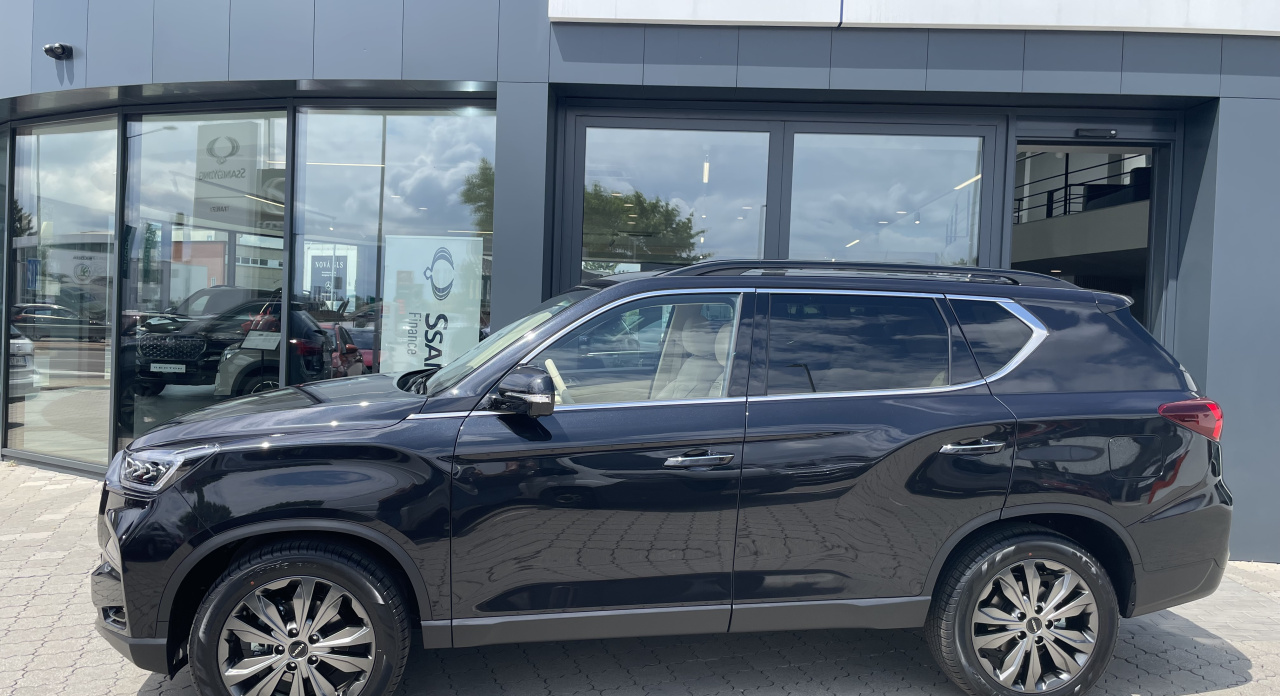 KGM Rexton Premium+ AT / AWD / LAK / BLACK / SV.INT