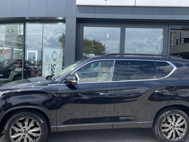 KGM Rexton Premium+ AT / AWD / LAK / BLACK / SV.INT