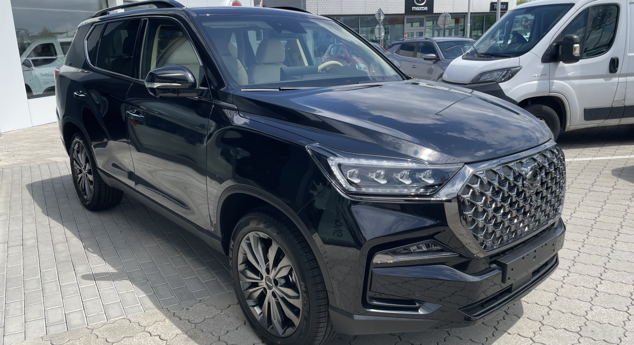 KGM Rexton Premium+ AT / AWD / LAK / BLACK / SV.INT