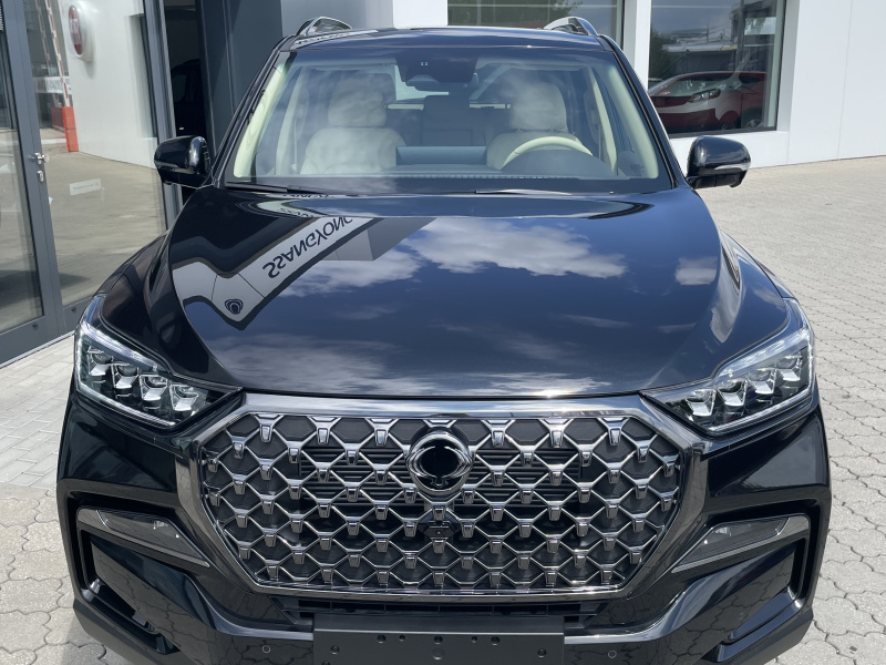 KGM Rexton Premium+ AT / AWD / LAK / BLACK / SV.INT