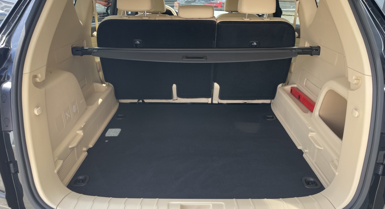 KGM Rexton Premium+ AT / AWD / LAK / BLACK / SV.INT