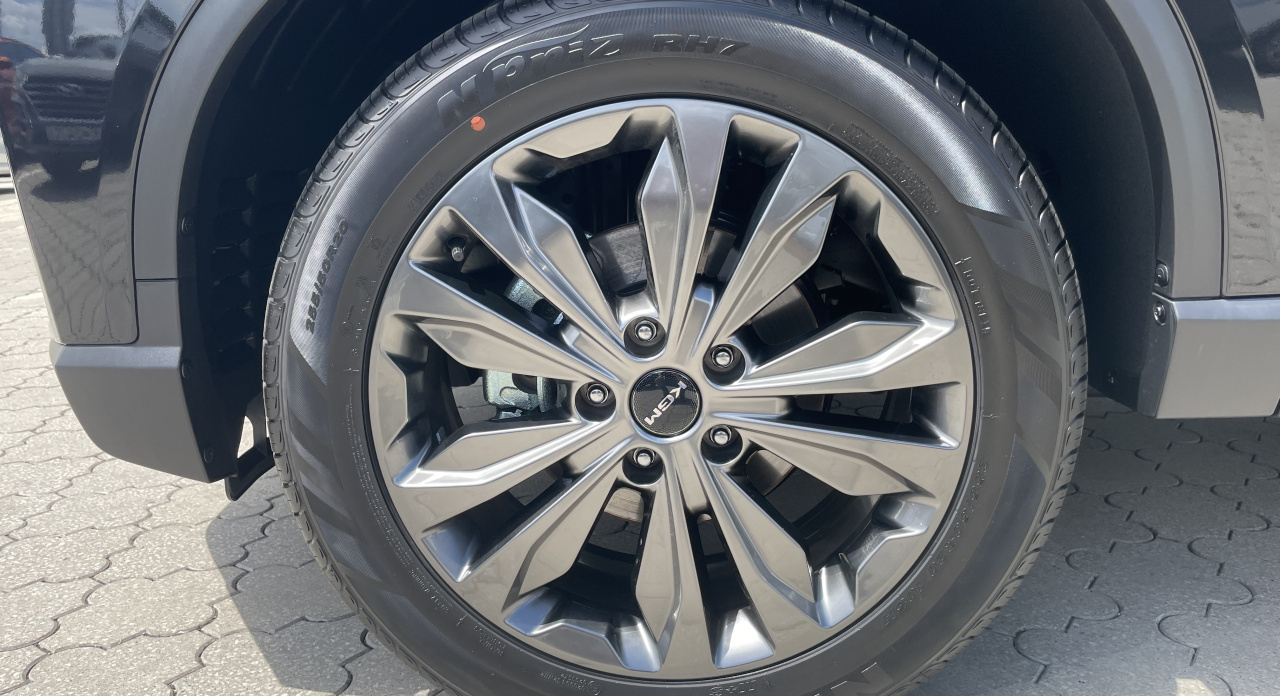 KGM Rexton Premium+ AT / AWD / LAK / BLACK / SV.INT