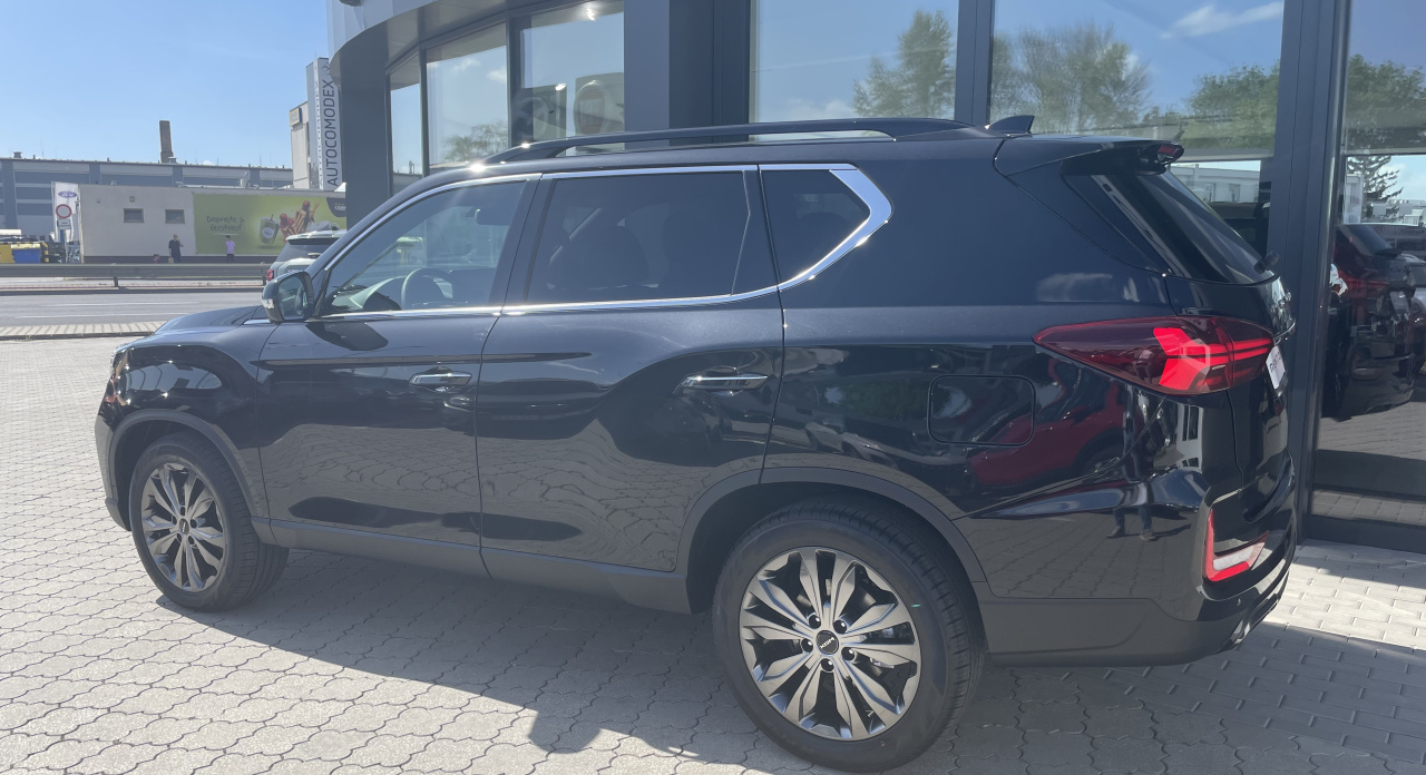 KGM Rexton Premium+ AT / AWD / LAK / BLACK