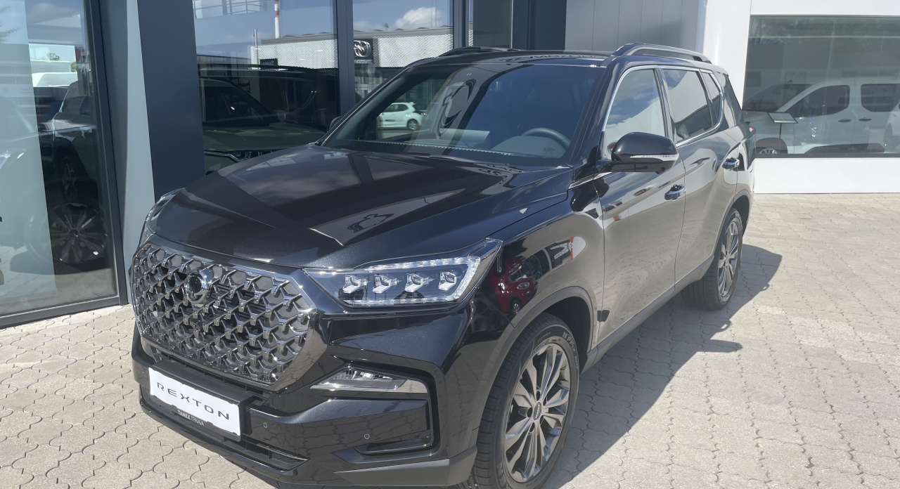 KGM Rexton Premium+ AT / AWD / LAK / BLACK