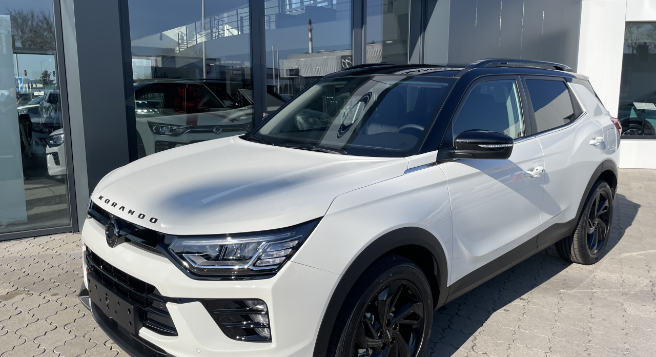 KGM Korando Style+ AT / FWD / AT / WAA / BLACK / TECH