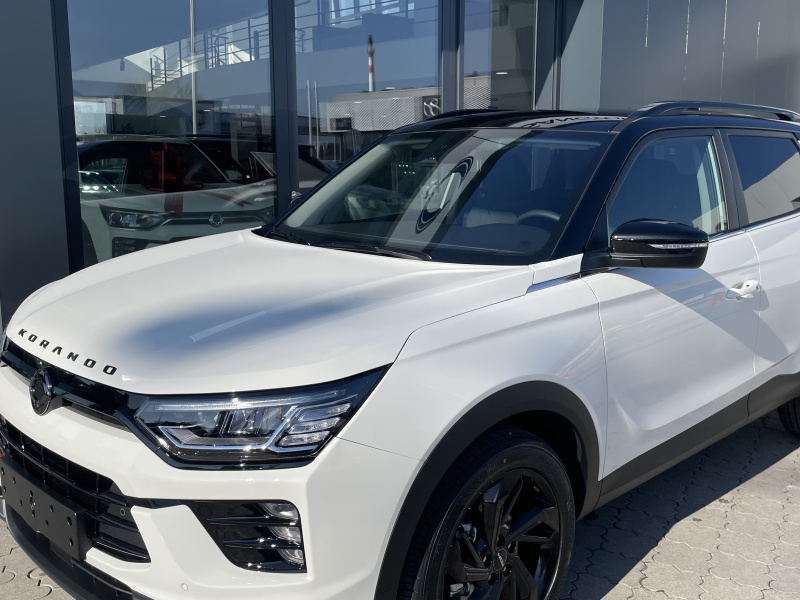 KGM Korando Style+ AT / FWD / AT / WAA / BLACK / TECH