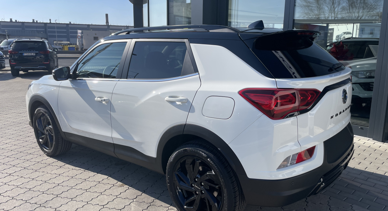 KGM Korando Style+ AT / FWD / AT / WAA / BLACK / TECH