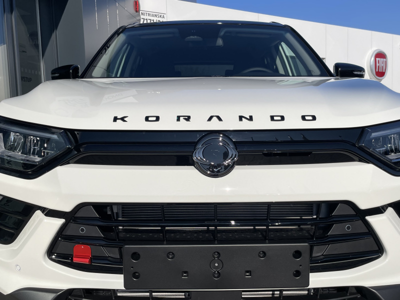 KGM Korando Style+ AT / FWD / AT / WAA / BLACK / TECH