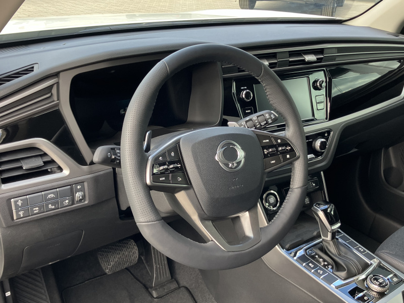 KGM Korando Style+ AT / FWD / AT / WAA / BLACK / TECH