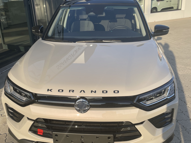 KGM Korando Premium AT / FWD / EBL / BLACK