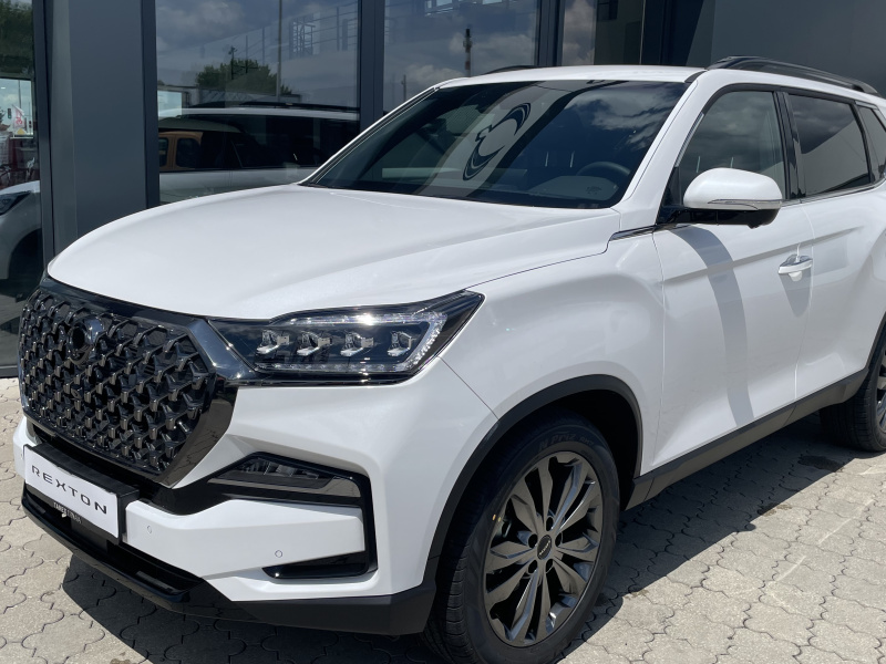 KGM Rexton Premium+ AT / AWD / WAK / BLACK