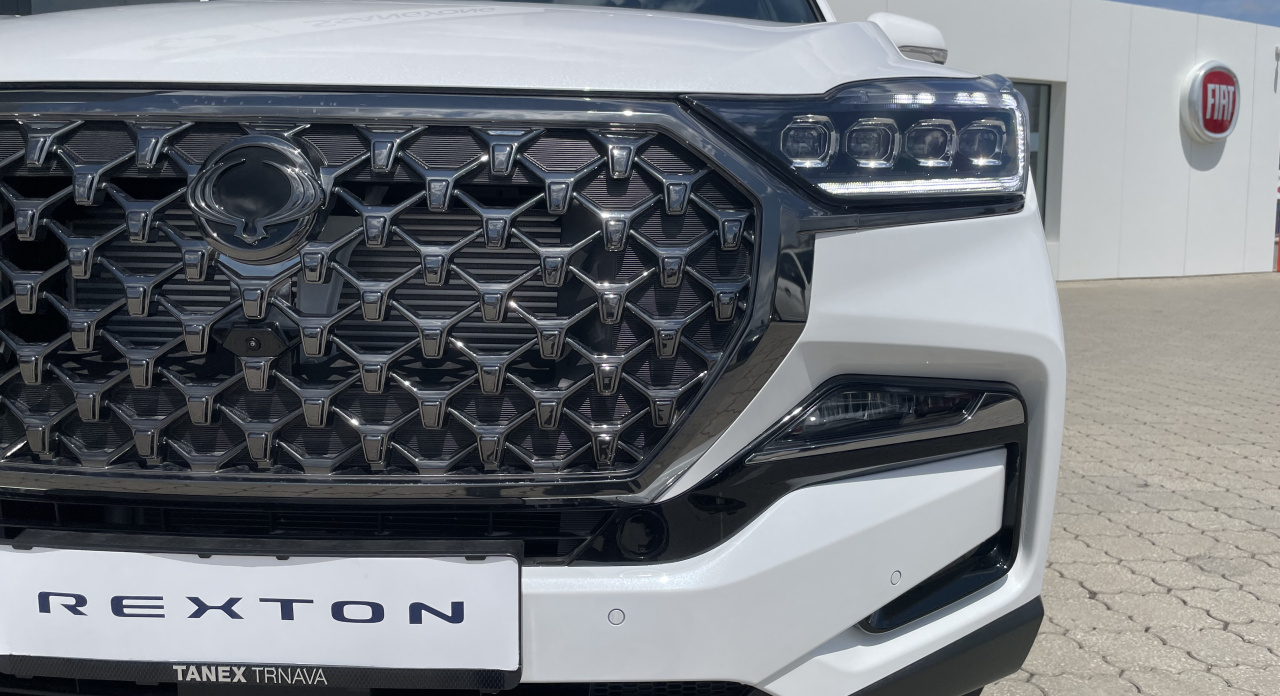 KGM Rexton Premium+ AT / AWD / WAK / BLACK