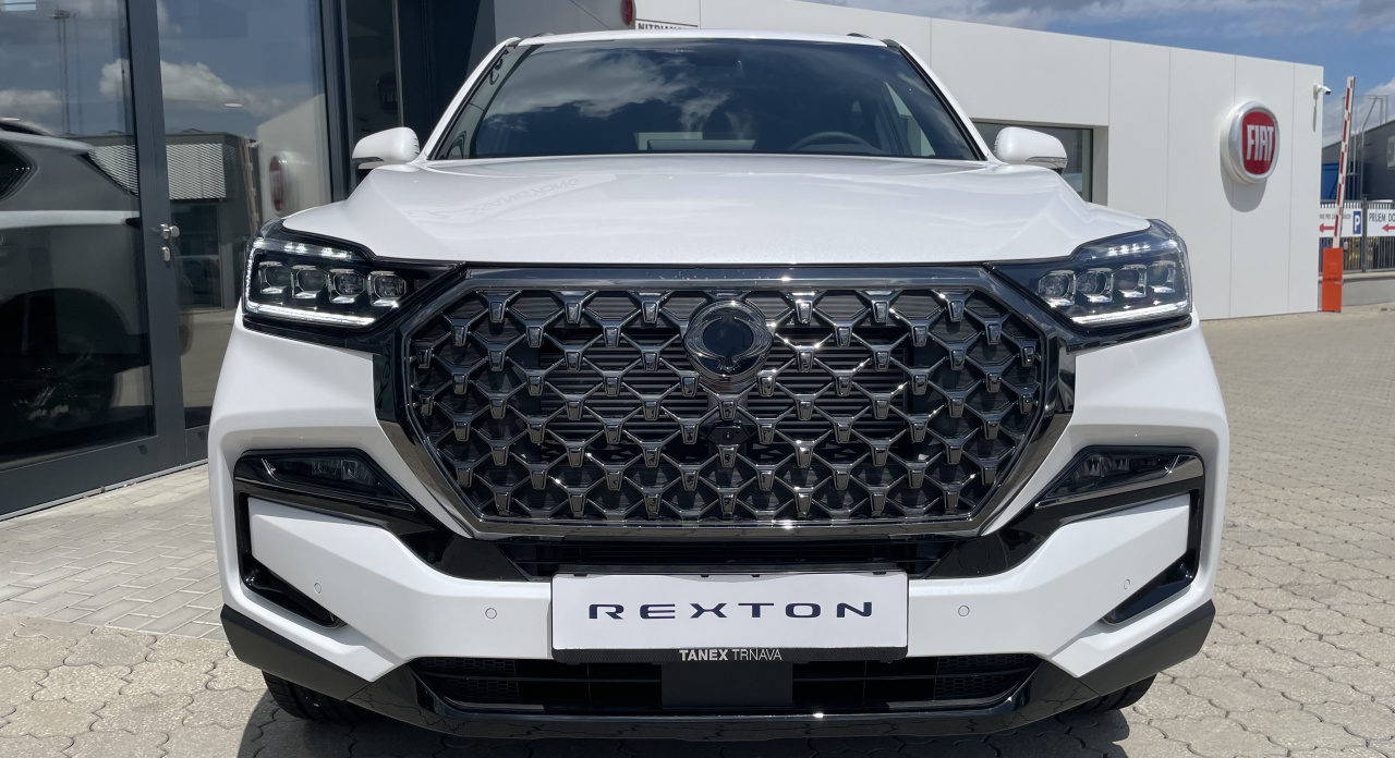 KGM Rexton Premium+ AT / AWD / WAK / BLACK