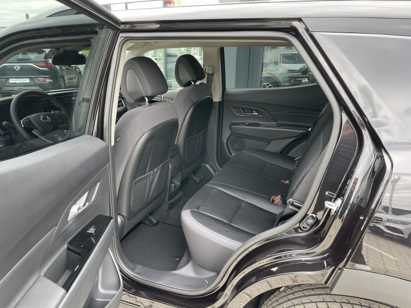 KGM Korando Style+ AT / FWD / LAK / TECH